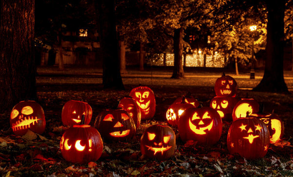 Happy Halloween Images For WhatsApp
